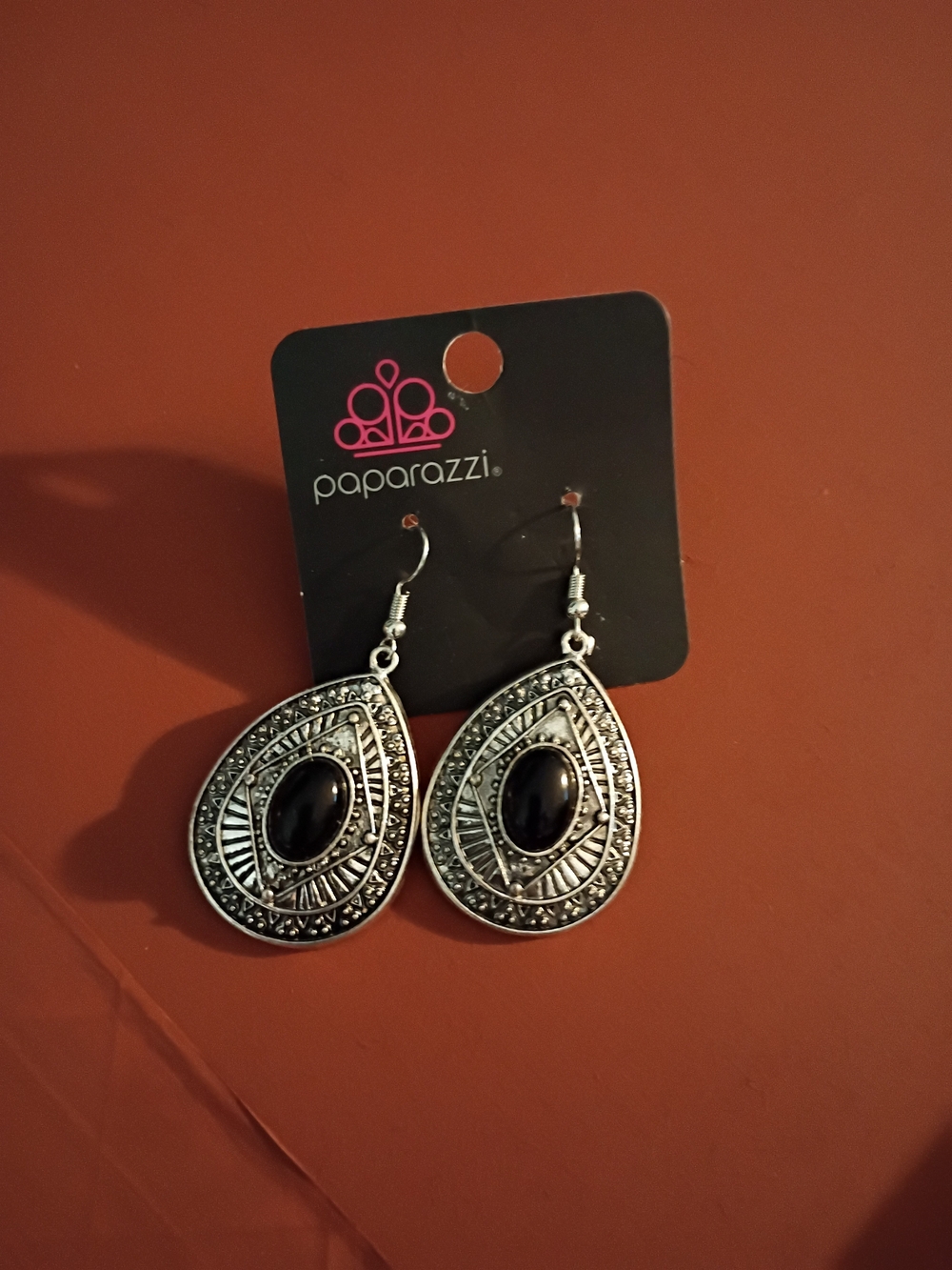 paparazzi Silver Filigree Teardrop Earrings with Black Cabochon